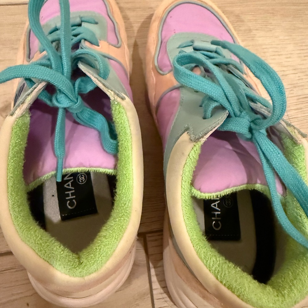 CHANEL Pastel Sneakers with Teal and Purple Accents - Picture 4 of 7